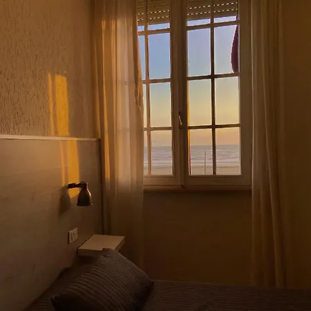 Alba Sul Mare Lido di Camaiore