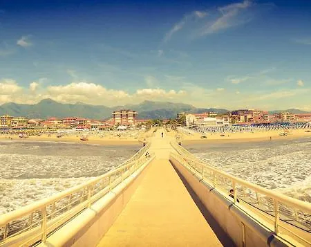 Alba Sul Mare Lido di Camaiore