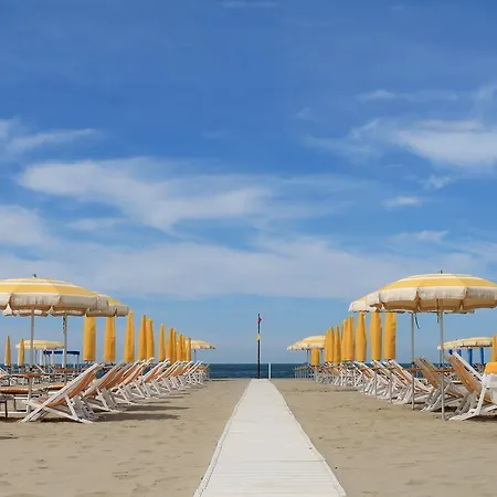 Alba Sul Mare 3* Lido di Camaiore