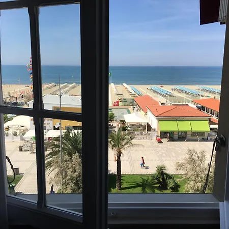 Alba Sul Mare 3* 利多迪卡马约雷